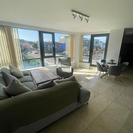 Fabulous And Sunny 2 Bed Apartment, In City Centre Cork Extérieur photo